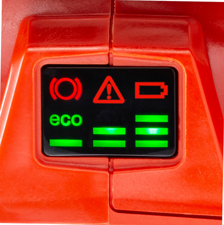 MAKITA UC030GZ03 AKUMULATOROWA PILARKA ŁAŃCUCHOWA 50cm XGT® 40V SIGNAL RED