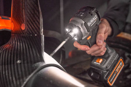 DeWALT MCLAREN DCF85MNT DCF850 ZAKRĘTARKA 206Nm + TSTAK