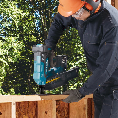 MAKITA DBN901ZK AKUMULATOROWA GWOŹDZIARKA LXT® – 18V 50-90 MM