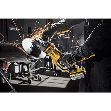 DeWALT DCG460NK SZLIFIERKA KĄTOWA 54V FLEXVOLT 230mm + WALIZKA