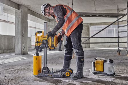 DEWALT DCE6820N HYDRONETKA AKUMULATOROWY ZBIORNIK NA WODĘ 15L 18V/54V DO DCD150