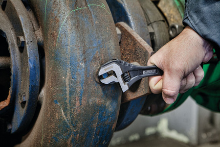 DEWALT DWHT80267-0 METALOWY KLUCZ NASTAWNY 200MM 8 CALI