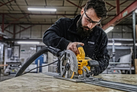 DeWALT DWE576K PILARKA TARCZOWA 1600W 61mm + KUFER