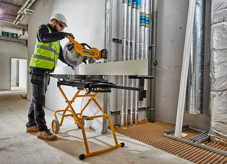 DEWALT DE7260 MOBILNY STÓŁ ROBOCZY DO PILARKI UKOSOWEJ