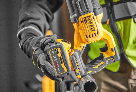 DeWALT DCS386T1 PIŁA SZABLASTA Z FLEXVOLT 18V 6,0Ah