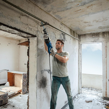 BOSCH GSA 120 PIŁA SZABLASTA 1200W + BRZESZCZOT