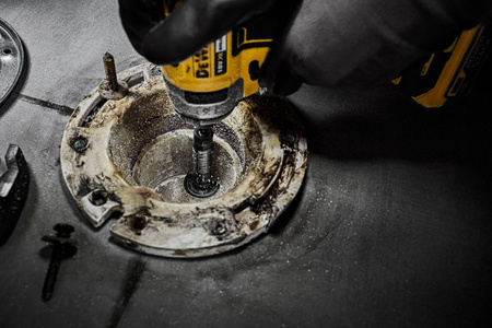 DEWALT DT20563 PRZYSTAWKA UDAROWA Z TARCZĄ DIAMENTOWĄ 34 MM – IMPACT CONNECT, 1/4", DO CIĘCIA RUR PVC