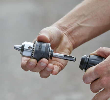 Black Decker BCD900E2K MŁOTOWIERTARKA 18V 2x2,5Ah