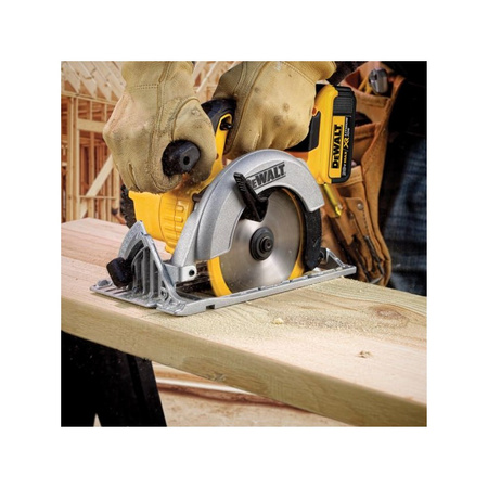 DeWALT DCS391NT AKU. PILARKA TARCZOWA XR 760W 18V
