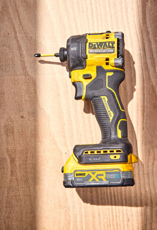 DEWALT DCF870N ZAKRĘTARKA UDAROWA OLEJOWA 18V BODY + TSTAK