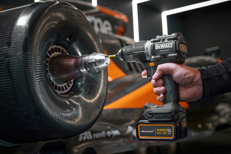 DeWALT MCLAREN DCD85MP2T WKRĘTARKA 90Nm 2x5Ah