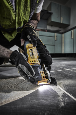DeWALT DWE315KT Narzędzie wielofunkcyjne + 37 szt.