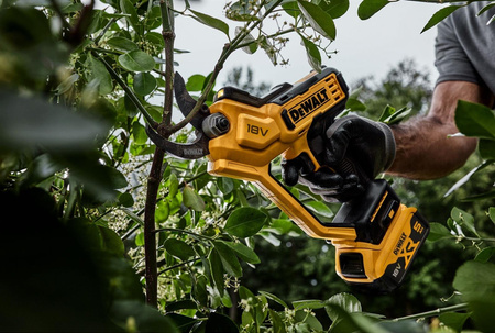 DeWALT DCMPP568P1 SEKATOR AKUMULATOROWY 18V XR 38mm + 1x5,0Ah