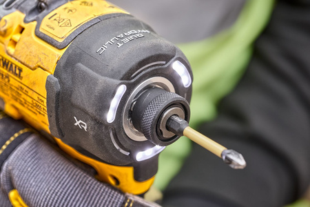 DEWALT DCF870N ZAKRĘTARKA UDAROWA OLEJOWA 18V BODY + TSTAK