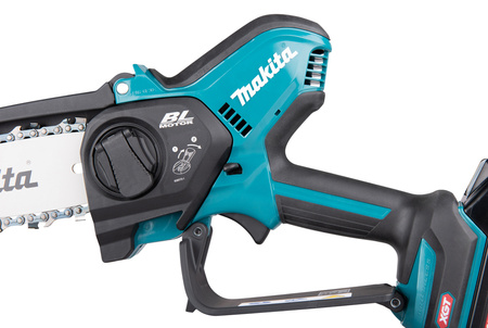 MAKITA UC029GM202 AKUMULATOROWA pilarka do gałęzi 40V XGT + 2 aku 4Ah + ładowarka + walizka systemowa