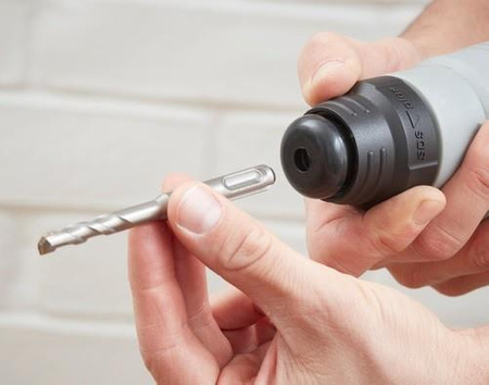 BLACK DECKER BEHS02K MŁOTOWIERTARKA SDS+ 800W 2,2J