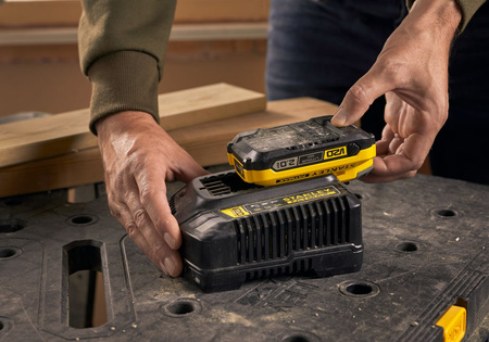 STANLEY FATMAX SFMCB202 AKUMULATOR LI-ION 2.0AH 18V V20