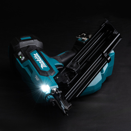 MAKITA DBN900ZK AKUMULATOROWA GWOŹDZIARKA LXT® – 18V 50-90 MM