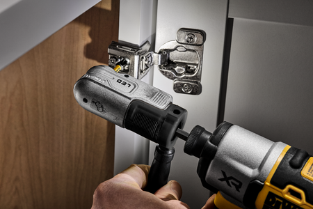 DeWALT DTLRA UDAROWA GŁOWICA KĄTOWA 90° Z DIODĄ LED – ADAPTER 1/4" DO WKRĘTAREK I ZAKRĘTAREK