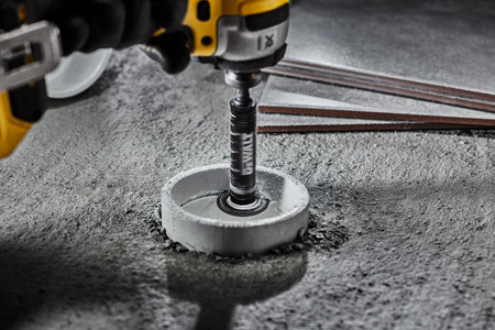 DEWALT DT20563 PRZYSTAWKA UDAROWA Z TARCZĄ DIAMENTOWĄ 34 MM – IMPACT CONNECT, 1/4", DO CIĘCIA RUR PVC