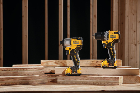 DeWALT DCF801D2 ZAKRĘTARKA UDAROWA + 2x2,0Ah + WALIZKA