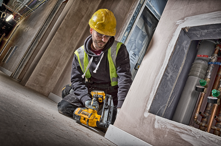 DeWALT DCN660NT GWOŹDZIARKA 32-63 mm XR Li-Ion 18V