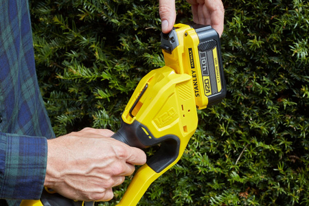 STANLEY SFMCPH845B NOŻYCE DO ŻYWOPŁOTU Z WYSIĘGNIKIEM 18V 45CM FATMAX V20