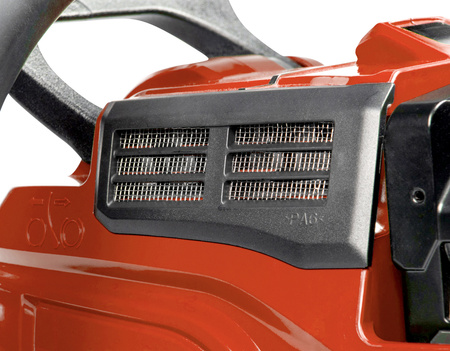 MAKITA UC030GZ03 AKUMULATOROWA PILARKA ŁAŃCUCHOWA 50cm XGT® 40V SIGNAL RED