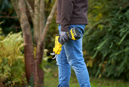 STANLEY FATMAX SFMCPP32M1 SEKATOR AKUMULATOROWY 18V V20 + 4Ah