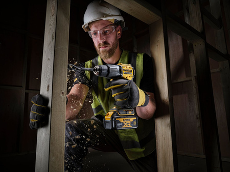 DEWALT DCD100YM2T WIERTARKO-WKRĘTARKA 68Nm 18V XR 4Ah 100 lat