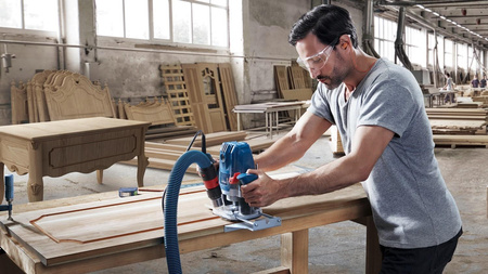 BOSCH GOF 130 FREZARKA GÓRNOWRZECIONOWA 1300W