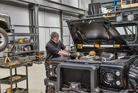 DeWALT DCL045 LAMPA WARSZTATOWA 12V/18V 1700lm