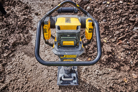 DEWALT DCPS660N UBIJAK SKOCZEK POWERSHIFT 54V BODY
