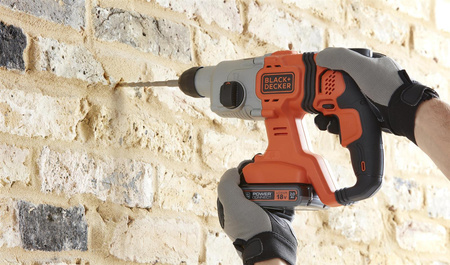 Black Decker BCD900E2K MŁOTOWIERTARKA 18V 2x2,5Ah