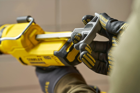 STANLEY FATMAX SFMCE600B PISTOLET DO SILIKONU V20