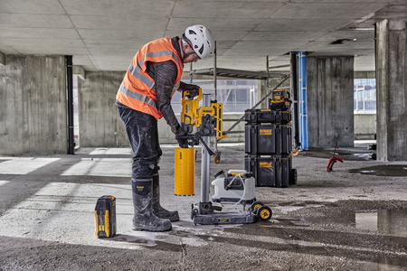 DEWALT DCD150X2 WIERTNICA DIAMENTOWA FLEXVOLT 54V BL 162MM WALIZKA 2x 9,0Ah