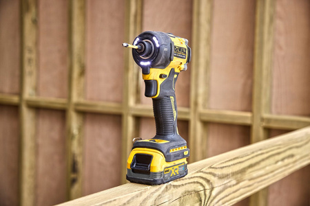 DEWALT DCF870N ZAKRĘTARKA UDAROWA OLEJOWA 18V BODY + TSTAK