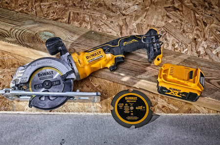 DeWALT DCS571P2 PILARKA TARCZOWA 18V 115mm 2x5,0Ah