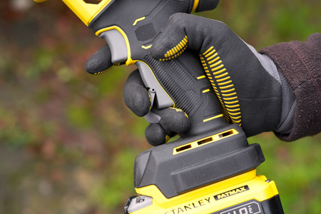 STANLEY FATMAX SFMCPP32B SEKATOR AKUMULATOROWY 18V V20 BODY