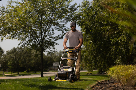 DeWALT DCMWP134N AKUMULATOROWA KOSIARKA 53cm 2x18V