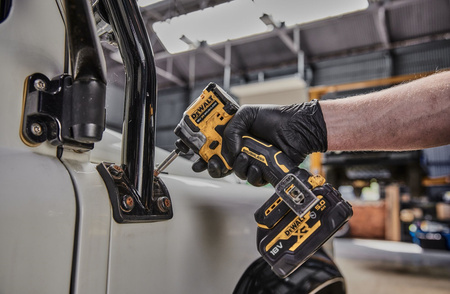 DeWALT DCF850NT ZAKRĘTARKA UDAROWA 18V XR 206Nm + WALIZKA