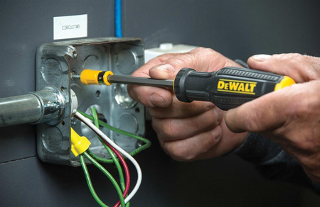 DeWALT DWHT62054 ZESTAW WKRĘTAKÓW FULL FIT 4 SZT