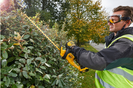 DeWALT DCM563PB NOŻYCE DO ŻYWOPŁOTU 18V XR 55cm BODY