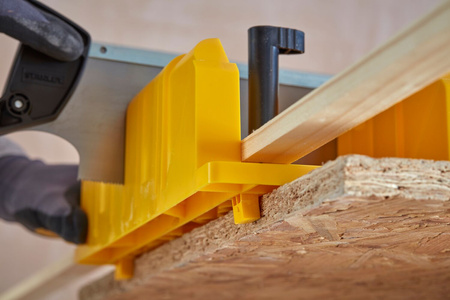 STANLEY 1-20-600 PRZYRŻNIA Z TWORZYWA Z PIŁĄ 350mm