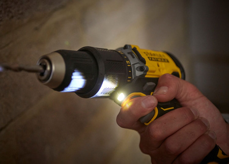 STANLEY FATMAX SFMCK216MDS WIERTARKO-WKRĘTARKA SFMCD715 + MŁOTOWIERTARKA SFMCH900 + 2AH 4AH + ŁADOWARKA V20