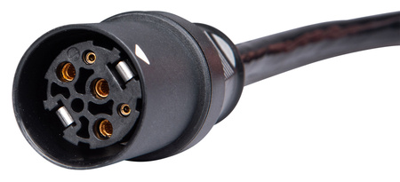 MAKITA PDC01 191A59-5 PRZENOŚNA JEDNOSTKA ZASILAJĄCA PLECAK ZASILAJĄCY NA AKUMULATORY LI-ION + 2 ADAPTERY 18V I 2X18V