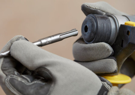 STANLEY FATMAX SFMCK216MDS WIERTARKO-WKRĘTARKA SFMCD715 + MŁOTOWIERTARKA SFMCH900 + 2AH 4AH + ŁADOWARKA V20