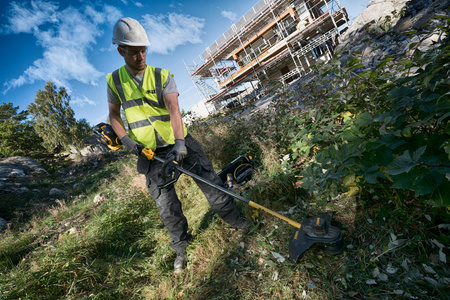 DeWALT DCM571X1 PODKASZARKA KOSA 54V FLEXVOLT