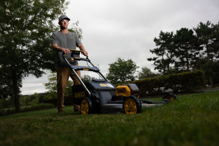 DeWALT DCMWP500N AKUMULATOROWA KOSIARKA 53cm 54v