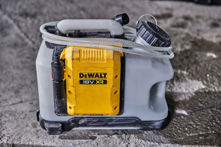 DEWALT DCE6820N HYDRONETKA AKUMULATOROWY ZBIORNIK NA WODĘ 15L 18V/54V DO DCD150